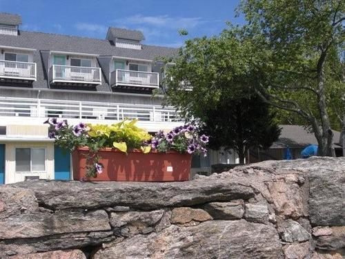 The Windswept Inn Charlestown Exteriör bild